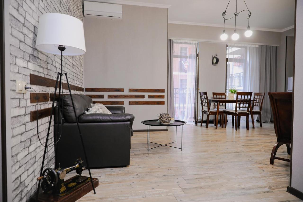 Avlabari Apartment - New One Tbilisi Eksteriør billede